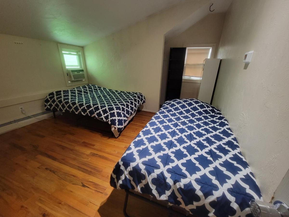 Private Bedroom Near Boston Kültér fotó