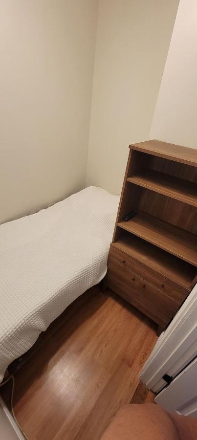 Private Bedroom Near Boston Kültér fotó