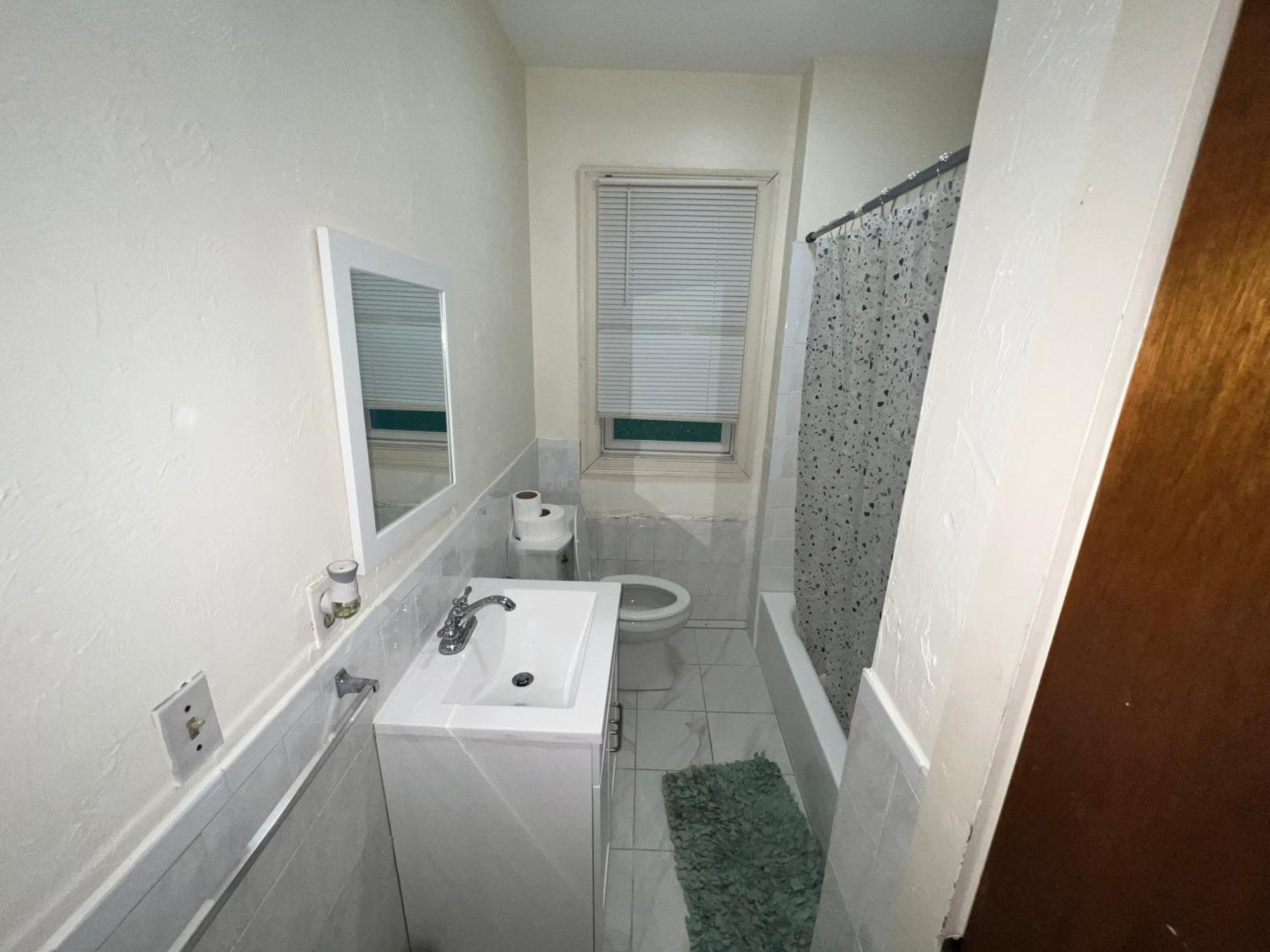 Private Bedroom Near Boston Kültér fotó