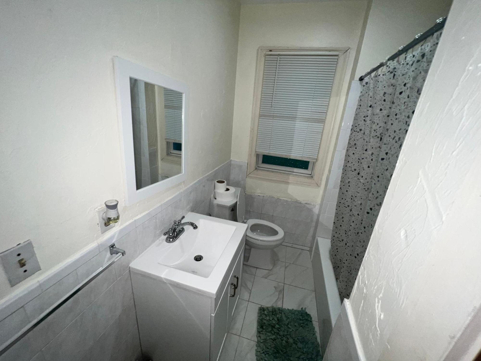 Private Bedroom Near Boston Kültér fotó