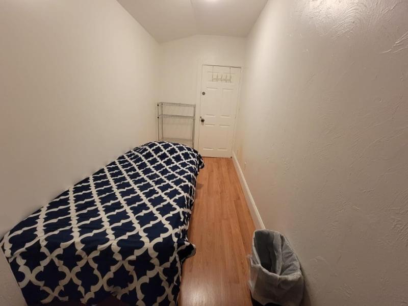 Private Bedroom Near Boston Kültér fotó