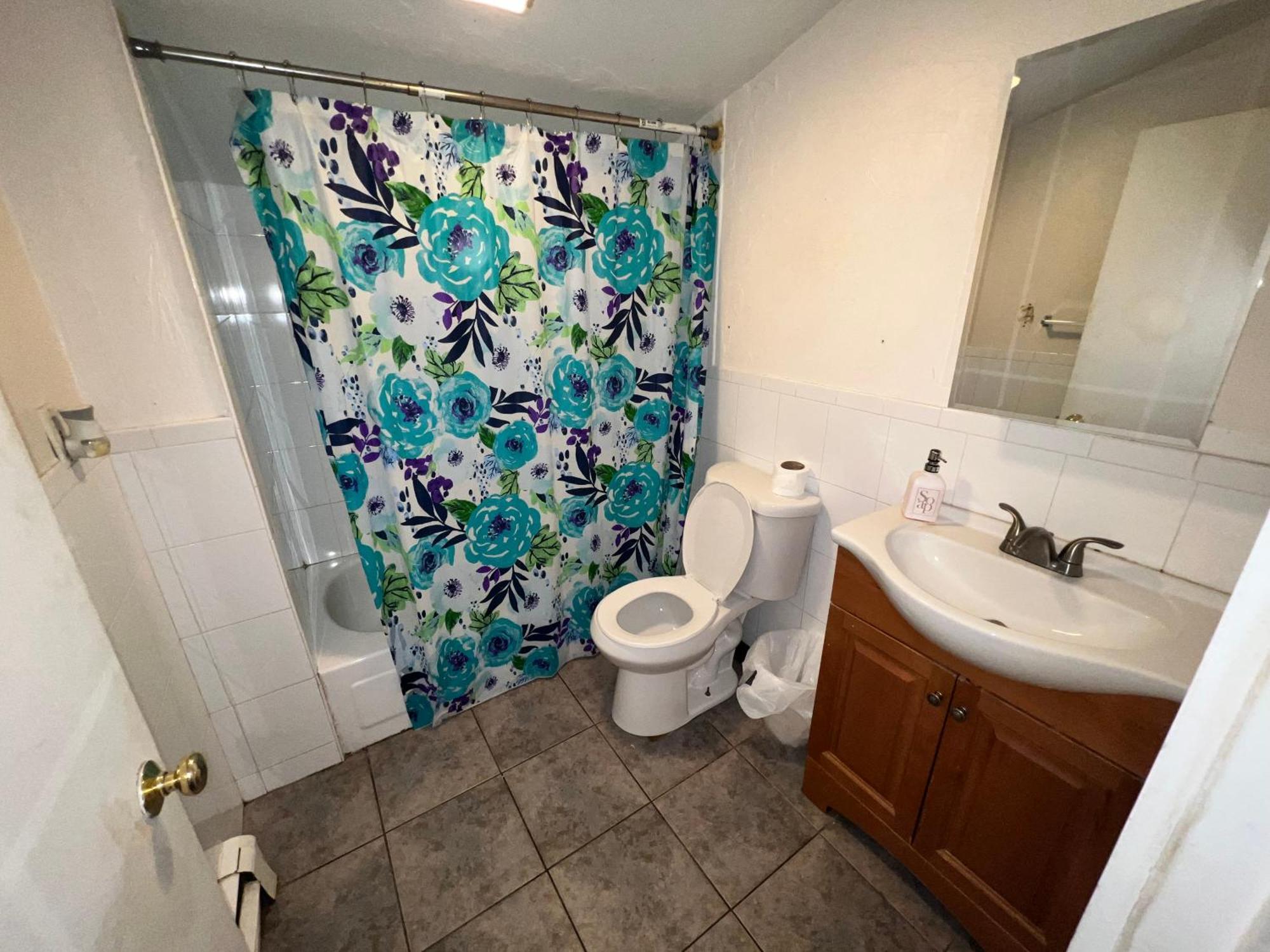 Private Bedroom Near Boston Kültér fotó